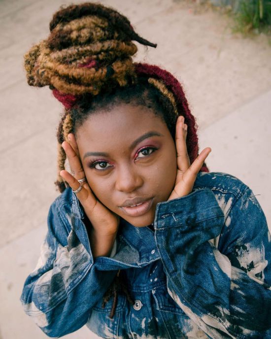 Essilfie unveils an acoustic video for ‘LOST’